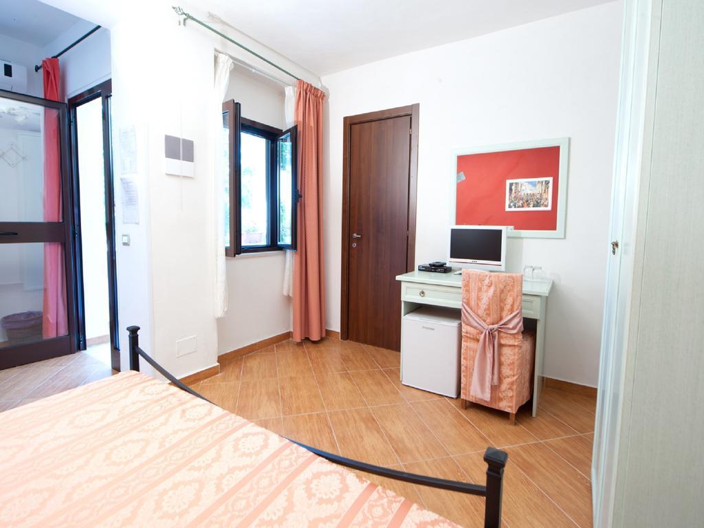 B&B La Formichina 페스키치 외부 사진